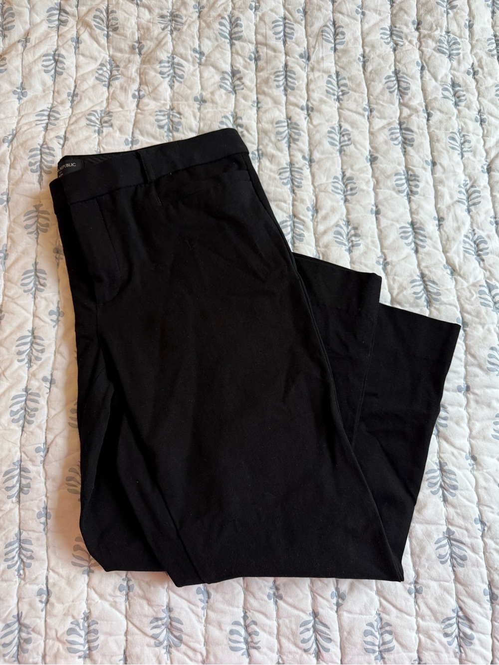 Banana Republic Sloan Crops